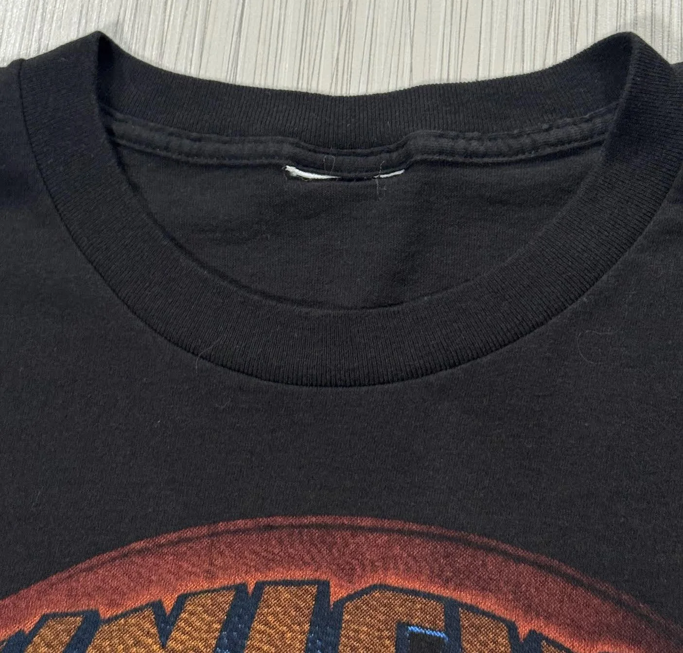 Vintage Nutmeg New York Knicks NBA Black T Shirt (Size L) — RootsBK